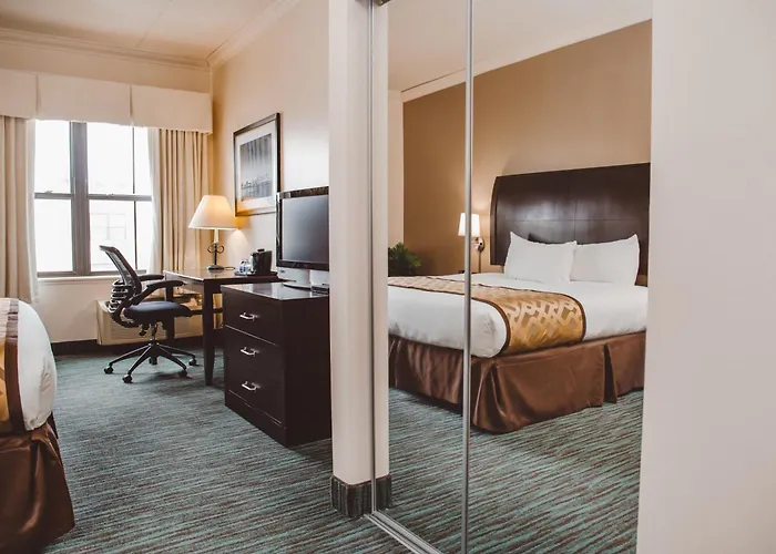 Hotel South Loop