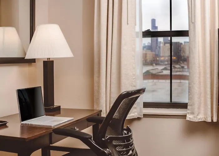 Hotel South Loop